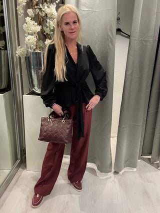 Zwarte Overslag Blouse