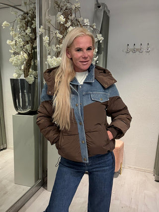 Jas When Denim Meets Style