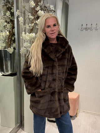 Jas Classic Fake Fur Donker Bruin
